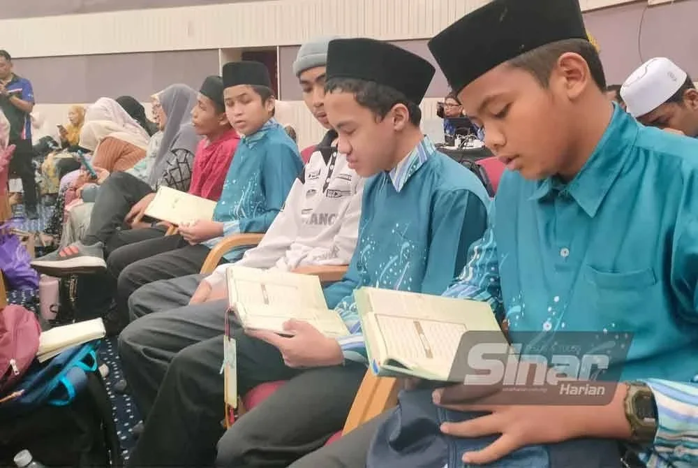 Antara peserta yang menyertai Malaysia #QuranHour di Pulau Pinang.