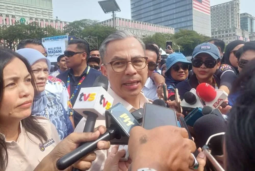 Fahmi ketika sidang akhbar selepas Sambutan Hari Kebangsaan 2025 di Dataran Putrajaya pada Ahad.