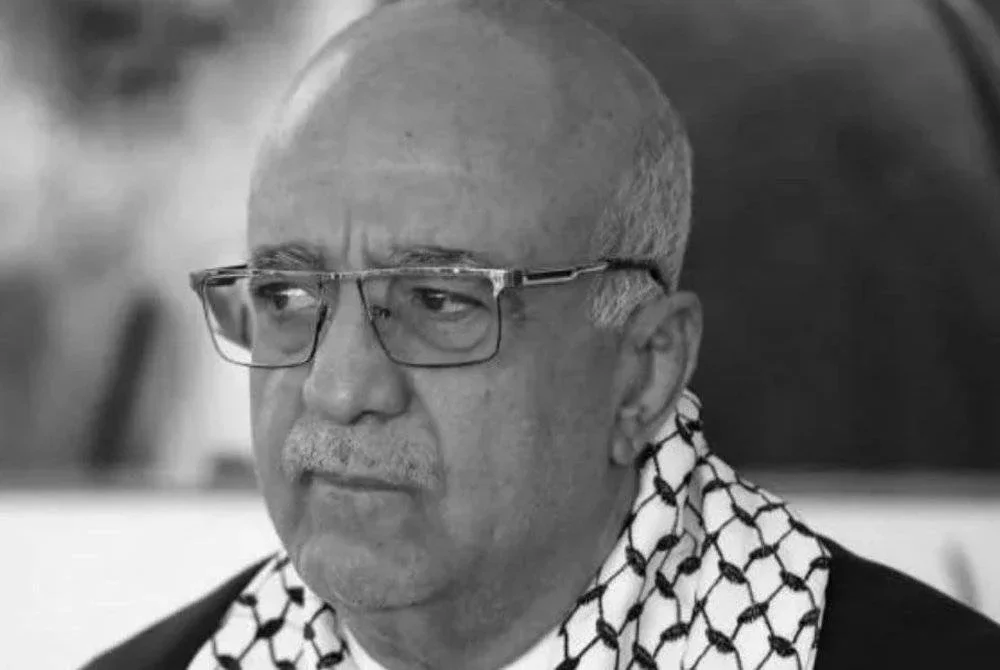 Perdana Menteri kerajaan Houthi di Yaman, Ahmad Ghaleb al-Rahwi, dilaporkan terbunuh bersama beberapa menteri lain dalam serangan udara Israel