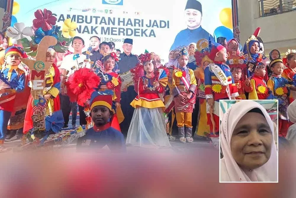Mohd Ali dan Ridhwan (tengah) ketika memotong kes sempena meraikan sebahagian kanak-kanak yang menyambut ulang tahun pada 31 Ogos. Gambar kecil: Rahimah