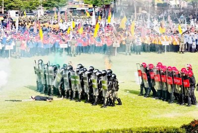 Sambutan Hari Kebangsaan ke-68 peringkat Negeri Sembilan diserikan dengan persembahan khas menampilkan kerjasama barisan hadapan negara melalui konsep WoGoS.