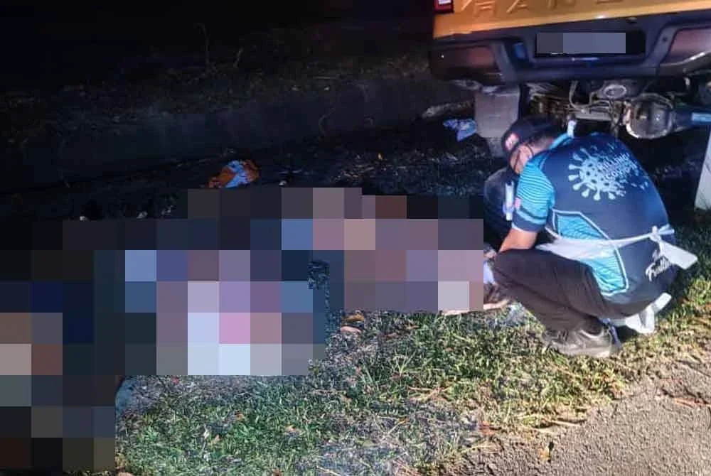 Mengantuk dipercayai menjadi punca sebuah kenderaan pacuan empat roda yang dinaiki empat sahabat terbabas sebelum merempuh sebatang pokok dalam kemalangan maut di Kilometer 27.7 Lebuhraya Lembah Klang Selatan (SKVE), awal pagi Isnin.