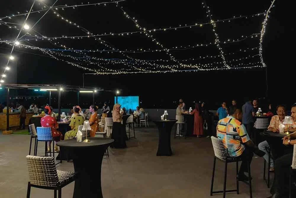 Majlis pembukaan rasmi telah dimeriahkan dengan Malam Pesta Muda Mudi, sebagai penghormatan kepada legasi seni Tan Sri P Ramlee dan rakan-rakan seninya.