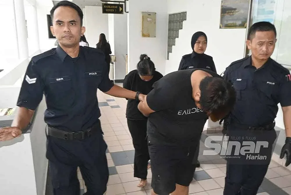 Dua ahli sindiket nafi curi susu formula.