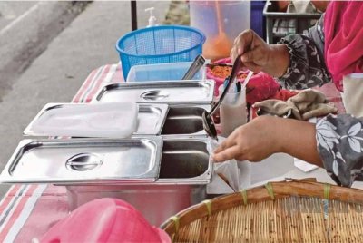 Kita boleh meneruskan perniagaan tanpa berbuat apa-apa atau kita cari jalan lain untuk menjadikan perniagaan kita lebih berdaya saing.