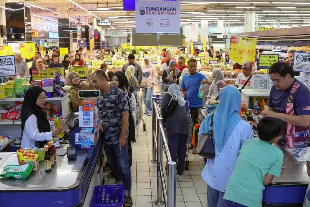 Kadar transaksi kekal stabil pada 99 peratus selepas penaiktarafan sistem, perbelanjaan terkumpul enam hari mencecah RM536.9 juta sejak 31 Ogos. - Foto Bernama