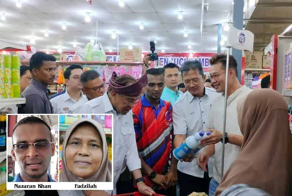 Anwar ketika meninjau pelaksanaan Program Sara di Pasaraya Ekonomi Rakyat Baling.