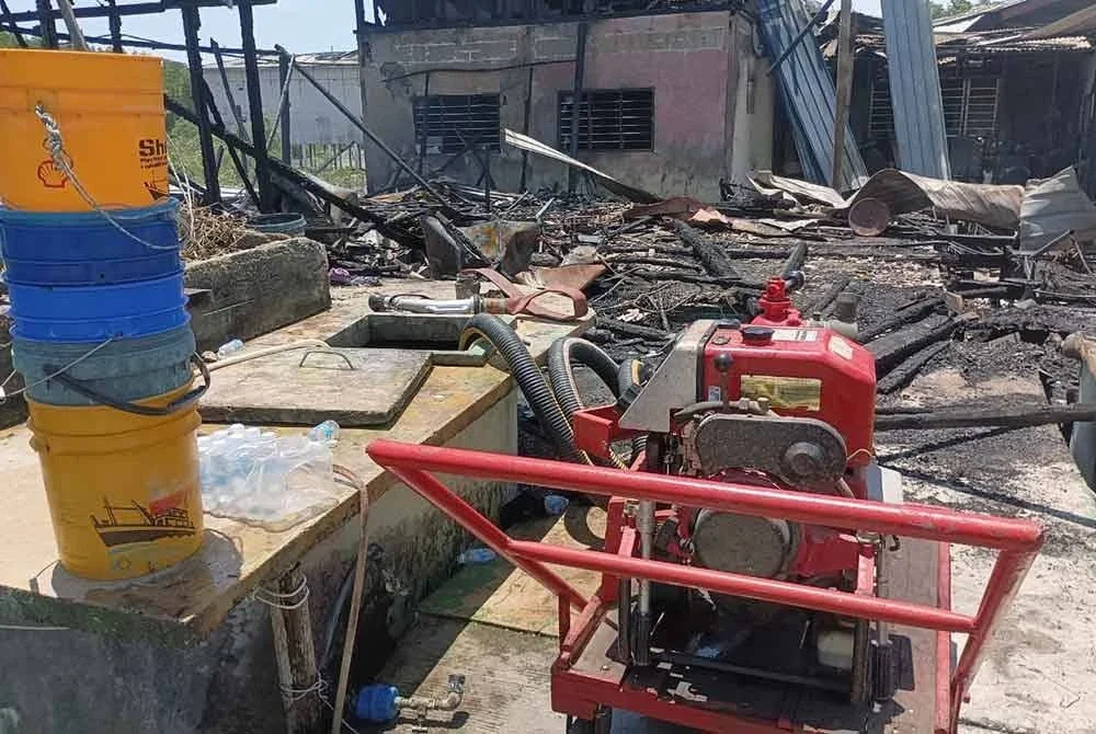 Api berjaya dipadamkan sepenuhnya menerusi tindakan pantas pihak bomba dalam kejadian di Pulau Ketam pada Sabtu.