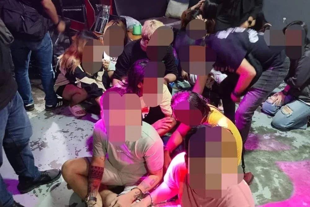 Kesemua warga asing yang ditahan itu turut dibawa ke Pejabat Imigresen Putrajaya untuk tindakan lanjut.