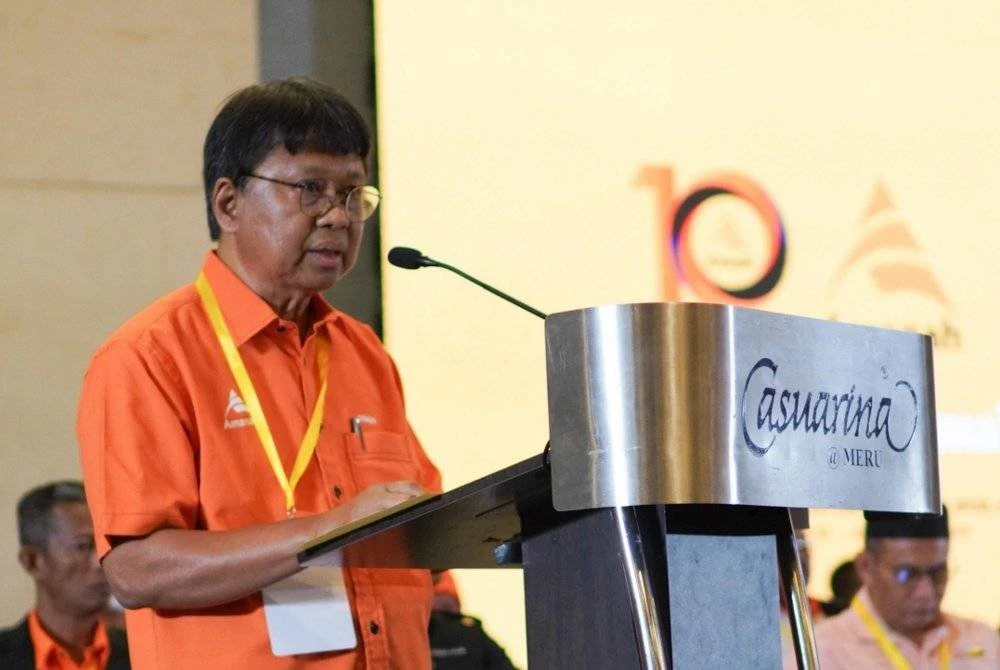 Asmuni ketika menyampaikan ucapan. Foto: Amanah Perak