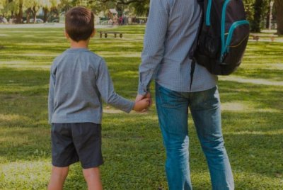 Sebuah pusat jagaan kanak-kanak di pinggir selatan Sydney, Australia, menjadi perhatian umum selepas seorang lelaki warga emas tersilap menjemput kanak-kanak yang bukan cucunya pada Isnin lalu. Gambar hiasan