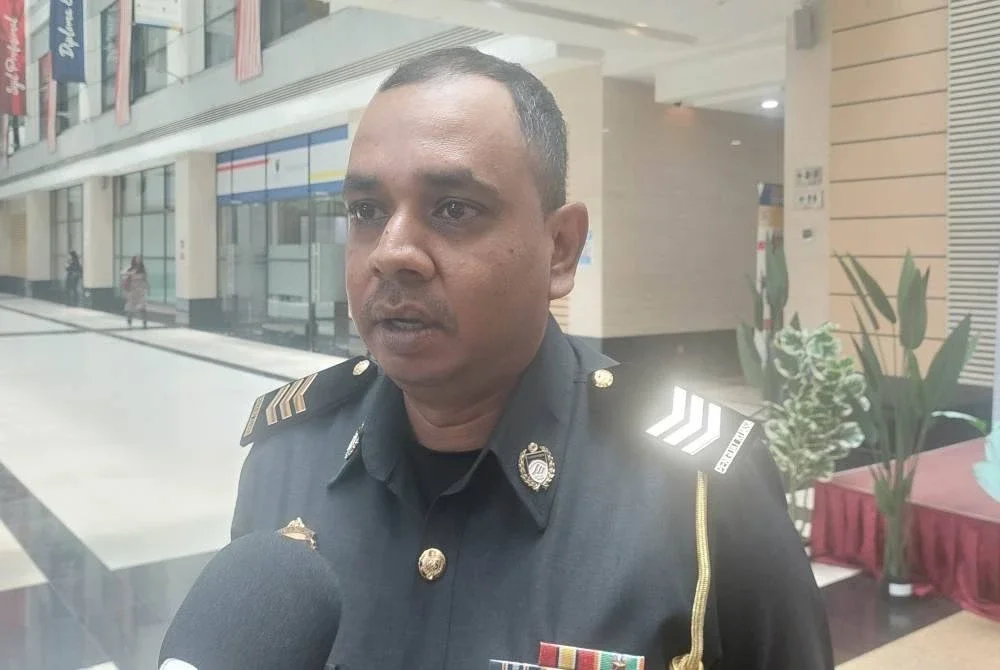 Siniah ketika ditemui selepas sidang media Majlis Menandatangani Memorandum Persefahaman (MoU) Antara UM dengan SWCorp di Dewan Auditorium, UM pada Rabu.
