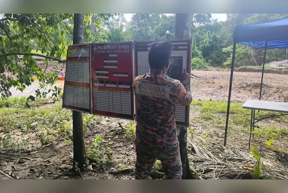 Pasukan daripada BBP Lawas menjalankan operasi SAR bersama agensi yang berkaitan. Foto JBPM Sarawak