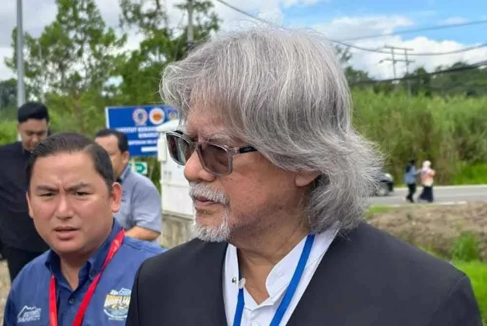 Menurut Ram, patung yang digunakan bukan crash test dummies sebenar, sebaliknya hanya digunakan untuk menunjukkan jarak jatuhan dan impak pendaratan. - Foto Astro AWANI