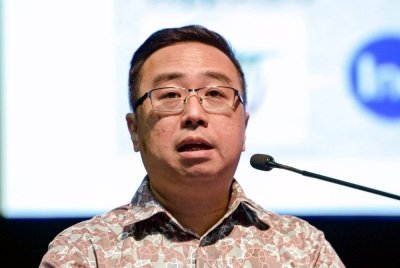 Lih Kang menyampaikan ucapan pada Persidangan Asia mengenai Teknologi Terowong dan Trenchless (ACTT) 2025 di Pusat Konvensyen Kuala Lumpur pada Khamis. Foto Bernama