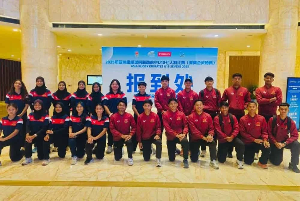 Skuad remaja lelaki dan wanita negara yang mengalas cabaran Kejohanan Asia B-18 di Hohhut, China. Foto: KRM