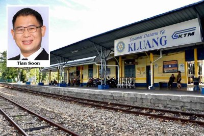 Kadar kebahagian tinggi yang dicatatkan Kluang dan Mersing menggambarkan kehidupan di kedua-dua daerah berkenaan lebih tenang dan bahagia.
