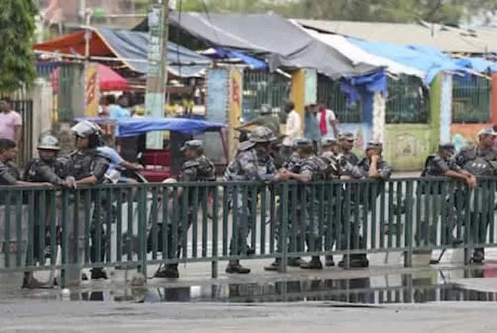 Seramai 692 banduan melarikan diri dari Penjara Dhangadhi ketika rusuhan di Nepal. Foto Agensi