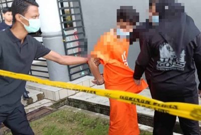 Seorang lelaki direman bagi membantu siasatan kematian lelaki dan wanita di Taman Nona Guar Chempedak.
