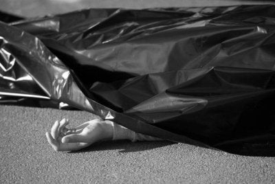 Sekumpulan lelaki bersenjata menyamar sebagai askar melepaskan tembakan di sebuah premis biliard lewat Jumaat di Santo Domingo de los Tsachilas, barat laut Ecuador. Foto hiasan