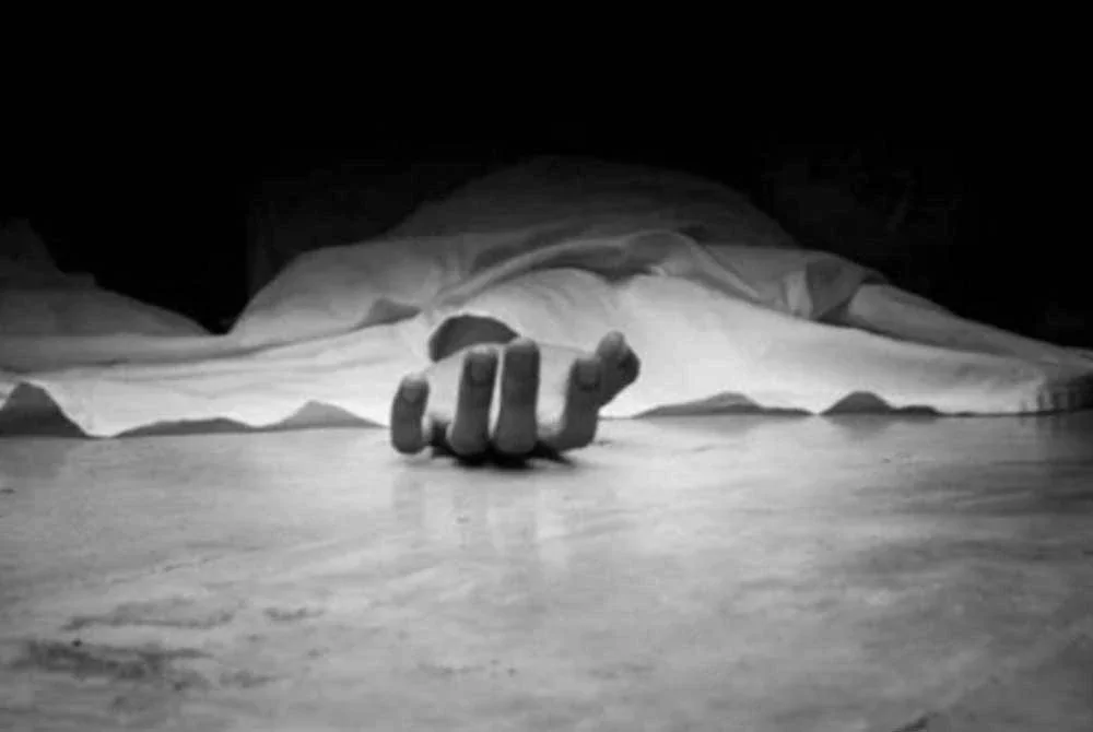 Seorang pengawal keselamatan maut selepas diserang rakannya menggunakan senjata tajam dalam pergaduhan di sebuah kawasan perumahan di Semenyih pada Isnin. Gambar hiasan