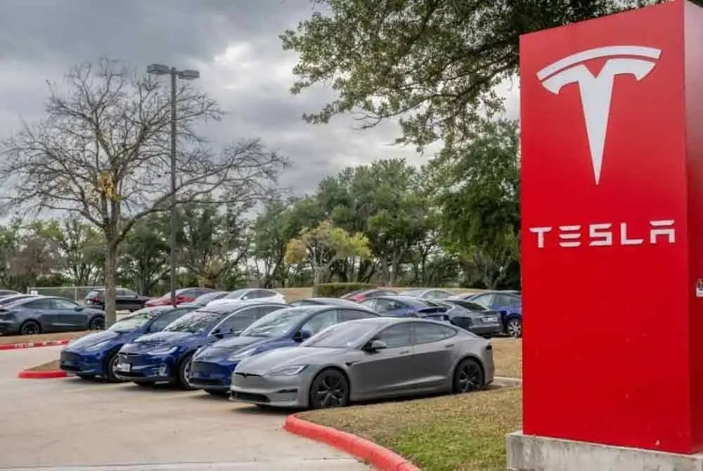 NHTSA melancarkan siasatan berhubung aduan mengenai pemegang pintu SUV Tesla Model Y gagal berfungsi dalam keadaan tertentu.