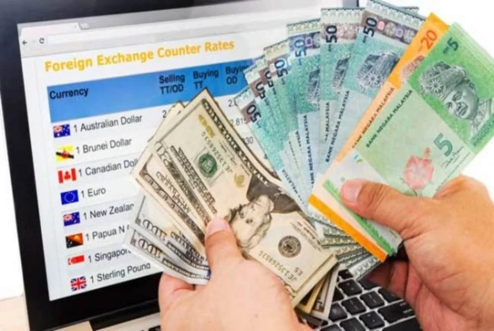 Ringgit ditutup tinggi pada 4.1860 berbanding dolar AS, paras tertinggi hampir setahun, disokong jangkaan pemotongan kadar faedah Fed. Gambar hiasan