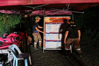 Operasi mencari dan menyelamat seorang kakitangan Sabah Electricity yang dikhuatiri lemas sedang dilakukan pasukan bomba di Kampung Apin-Apin Keningau.