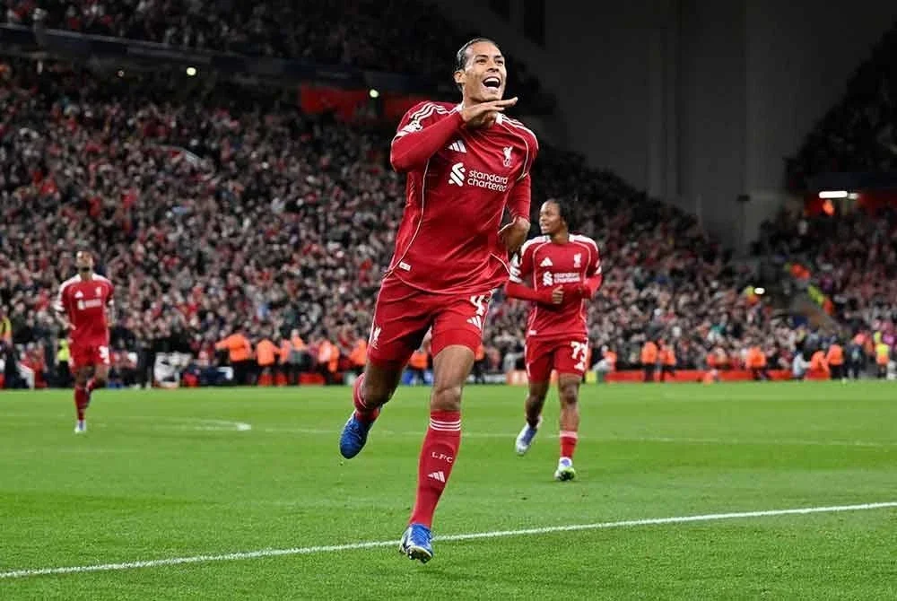 Van Dijk hero Liverpool di Anfield. Foto Agensi.