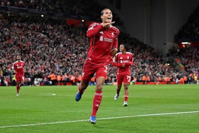 Van Dijk hero Liverpool di Anfield. Foto Agensi.