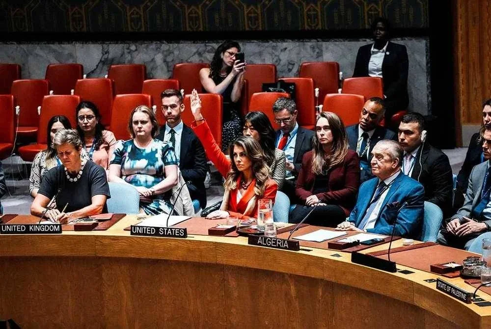 Morgan Ortagus menyatakan bahawa resolusi itu “gagal mengutuk Hamas” dan “tidak mengiktiraf hak Israel untuk mempertahankan diri.” Foto Reuters