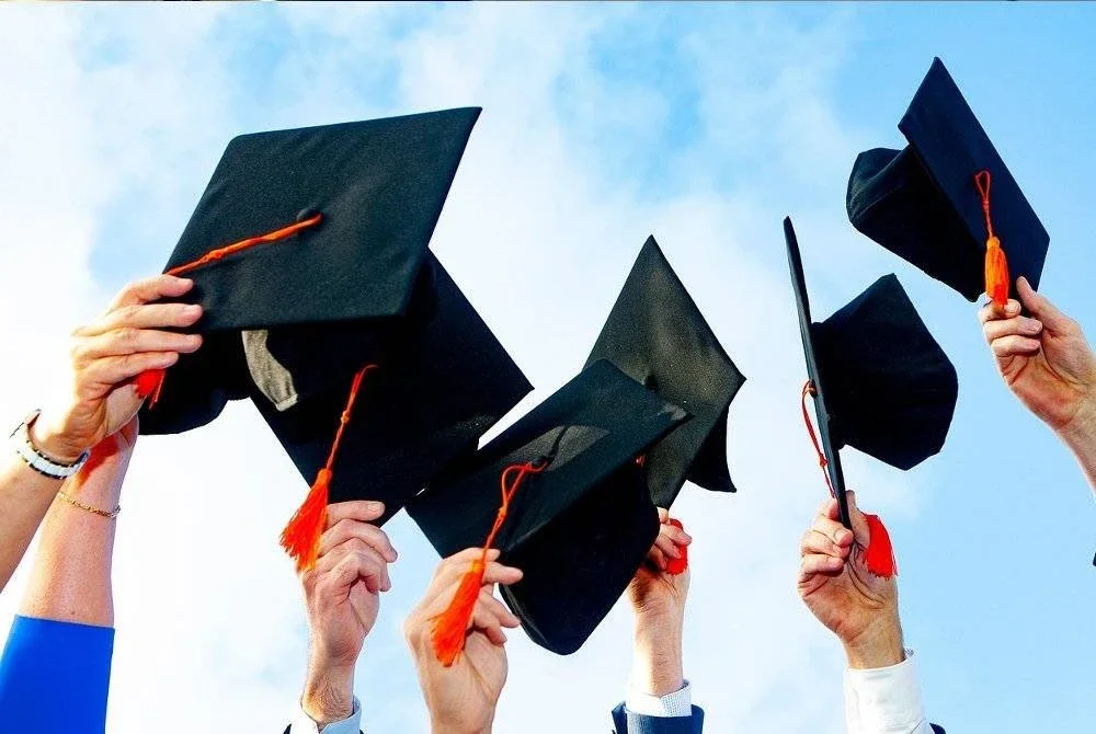 Dasar pengecualian bayaran balik pinjaman PTPTN bagi graduan ijazah sarjana muda kelas pertama masih kekal berkuat kuasa dan tidak pernah ditarik balik.