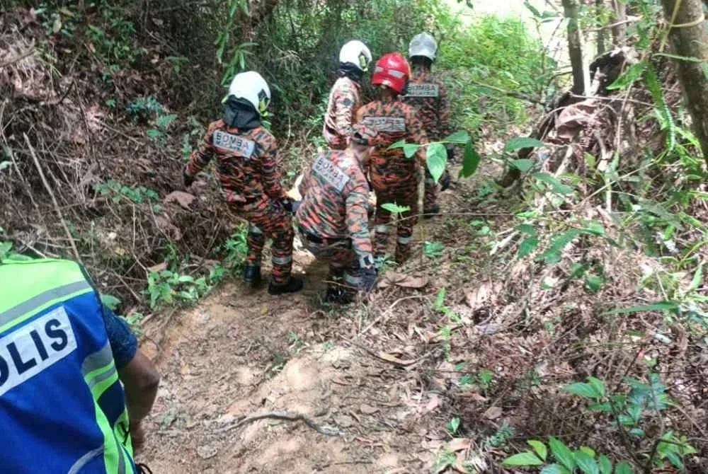 Seorang remaja lelaki Tingkatan Lima yang maut selepas terjatuh dari tebing batu di kawasan Air Terjun Buntong