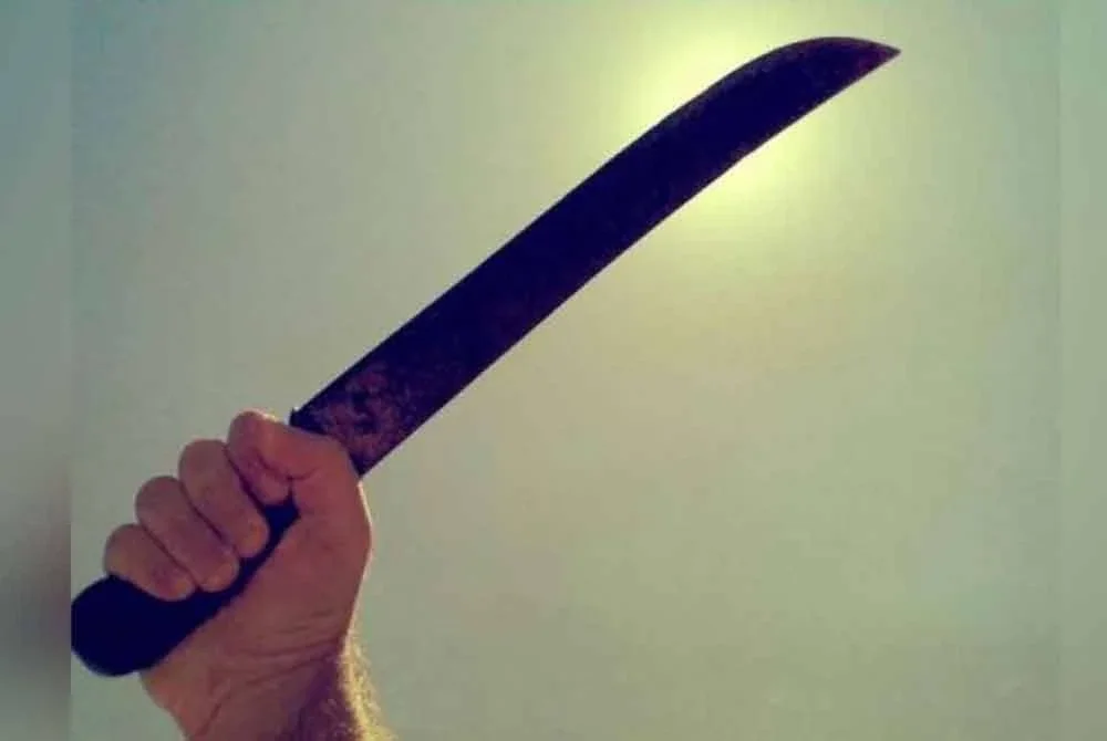 Seorang lelaki berusia lingkungan 30-an cedera ditetak seorang lelaki tidak dikenali di Flat Paya Nahu, Sungai Petani pada Ahad. Gambar hiasan