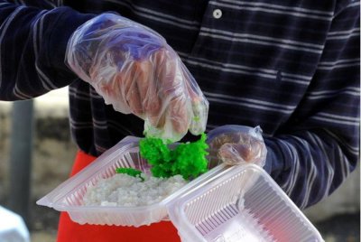 Kajian itu memberi amaran bahawa plastik dalam alam sekitar mengancam kesihatan kanak-kanak. Gambar hiasan