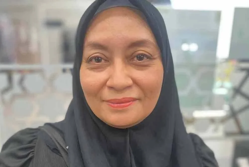 Nurhayati Zakaria, 50,