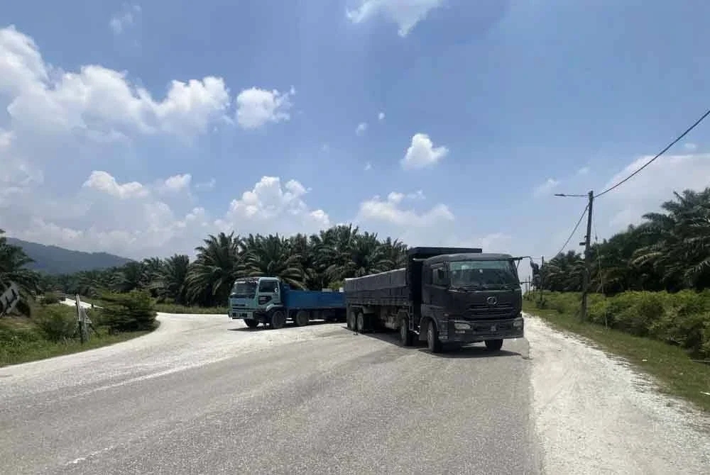 Kejadian kemalangan berlaku di persimpangan Kuari Labu.