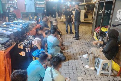 Antara warga asing yang ditahan di Lorong Haji Taib, Kuala Lumpur pada Isnin.