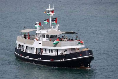 Desakan Kementerian Luar Israel baru-baru ini agar kapal flotila "berlabuh dan memindahkan" bantuan kemanusiaan melalui Pelabuhan Ashkelon di Israel tidak boleh dianggap sebagai permintaan logistik yang bersifat neutral. Foto AFP