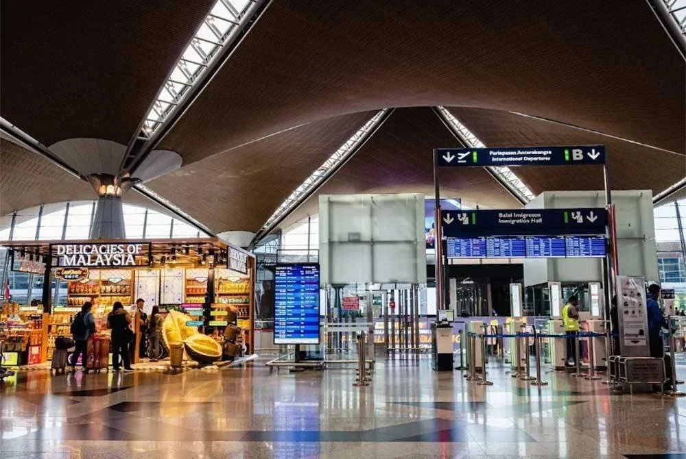 Lapangan Terbang Antarabangsa Kuala Lumpur muncul sebagai hab Asia dengan kedudukan tertinggi dan berkongsi tempat ke‑4 dunia. 