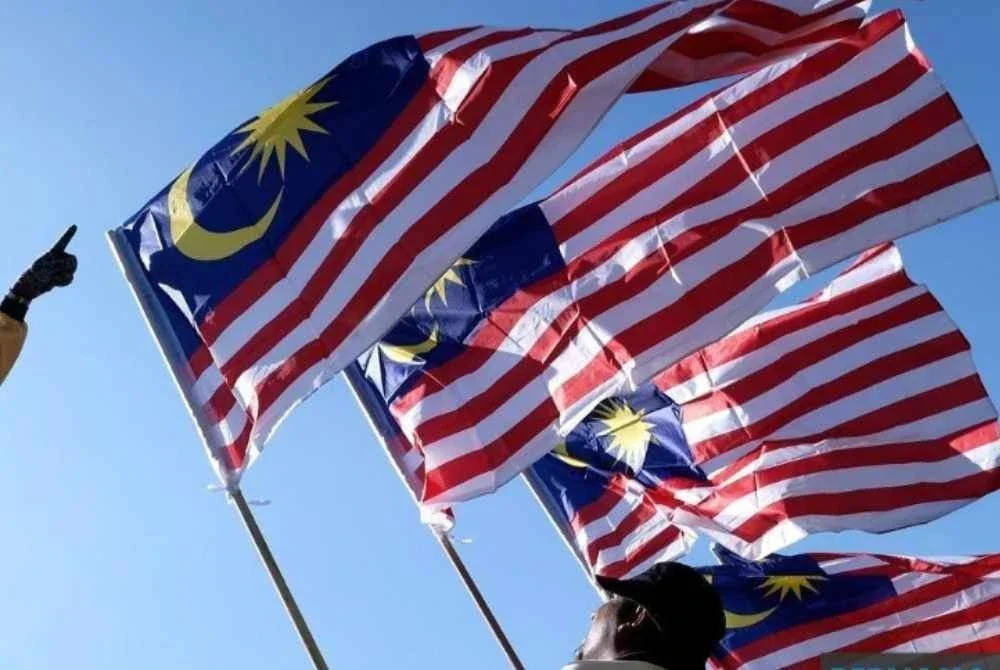 MA63 ialah peralihan paradigma yang menyeru kepada tiga perkara.