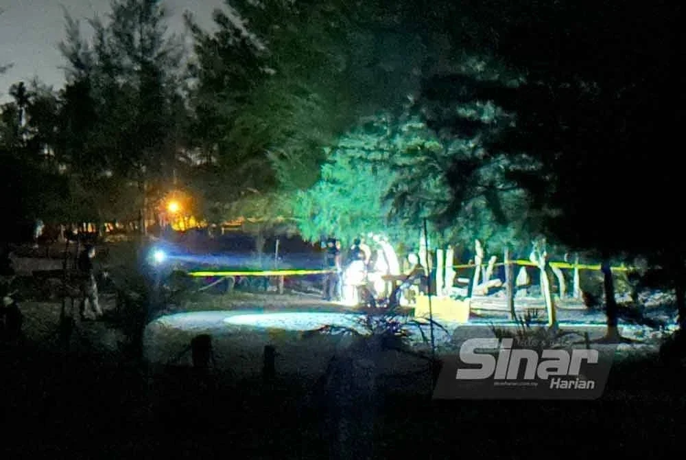 Lokasi mayat suspek ditemukan di Pantai Melawi di Bachok. - Foto SINAR HARIAN/ADILA SHARINNI WAHID