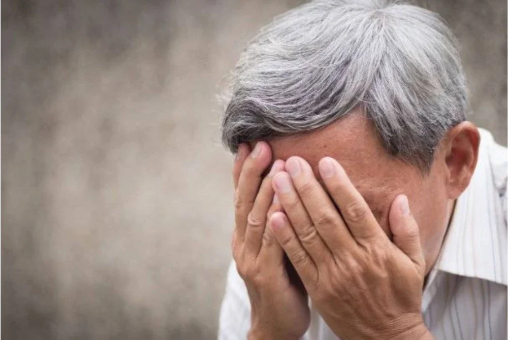 Seorang pekebun kerugian lebih RM110,000 selepas terpedaya dengan iklan penjualan kereta terpakai tidak wujud melalui aplikasi Facebook.