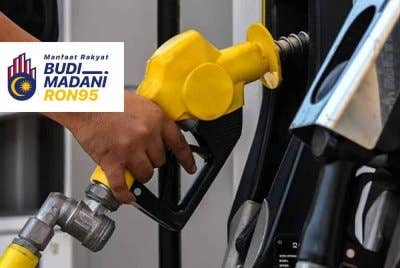 Anwar menasihatkan rakyat supaya tidak panik atau terburu-buru membuat pembelian petrol pada 30 September. Gambar hiasan