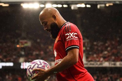 Mbuemo kembali ke Stadium Komuniti Gtech buat kali pertama sejak menyertai United pada Julai lalu. Foto: Agensi