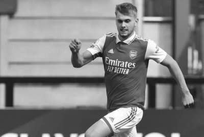 Vigar meninggal dunia pada Khamis selepas kepalanya terhentak pada tembok konkrit ketika beraksi bersama Chichester City. FOTO: Agensi