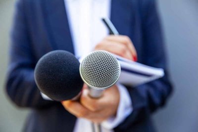 Liputan yang menyeluruh membantu pembaca memahami rasional dasar, implikasi kepada pengguna, dan pandangan pelbagai pihak. - Gambar hiasan