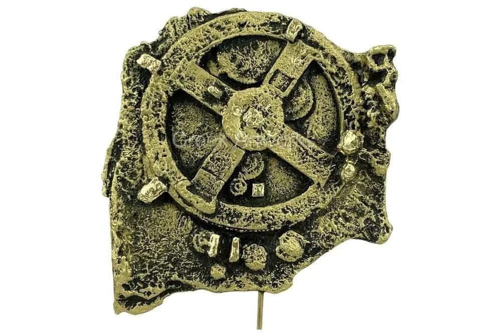 Objek ini mencetuskan teori ia mungkin milik makhluk asing.