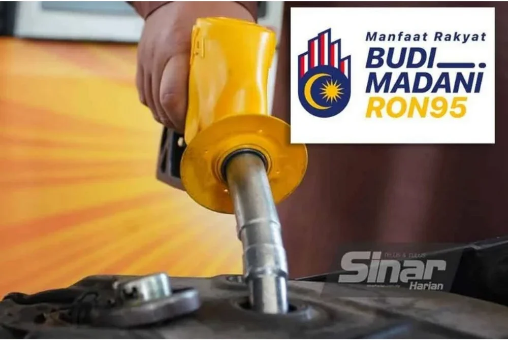 Bermula tengah malam ini, 16 juta rakyat Malaysia akan menikmati harga petrol RON95 RM1.99 seliter menerusi inisiatif BUDI95. 