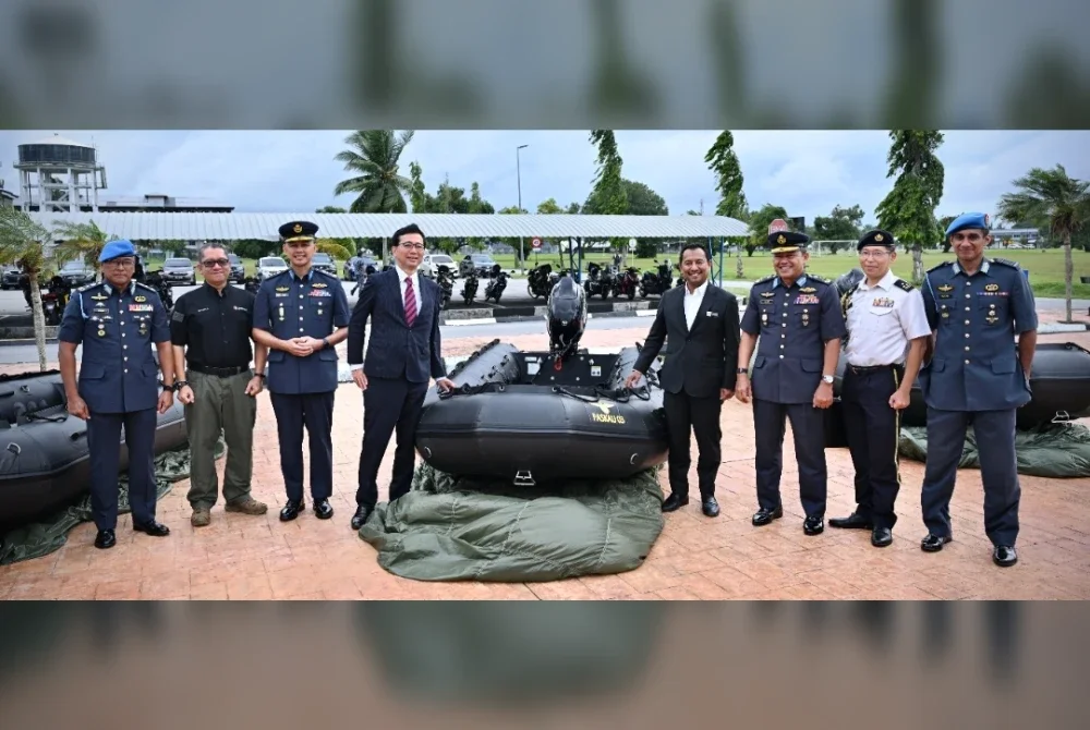 TUDM menerima tujuh bot penyelamat untuk kegunaan Paskau.